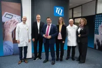 Staatssekretär Tobias Gotthardt besucht TQ-Group in Delling