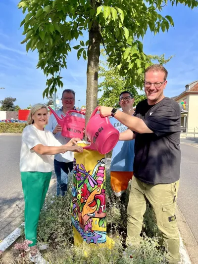 Street-Art-Baumbewässerungssäcke sorgen für mehr Nachhaltigkeit und Kunst auf den Straßen Weezes