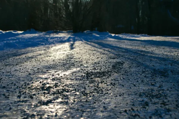 Streusalz ist umweltschädlich - und mancherorts verboten