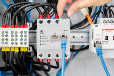 TQ präsentiert neues Energie-Monitoring-System EM420