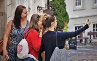 Urlaubsfotos: Was darf ins Netz?