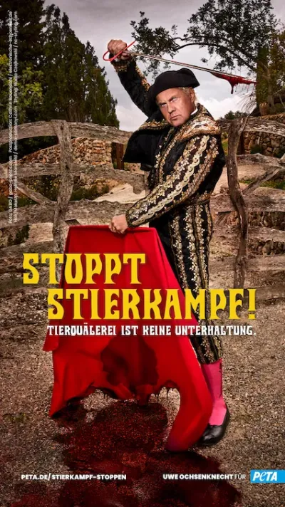 Uwe Ochsenknecht für PETA Uwe Ochsenknecht präsentiert PETA-Motiv gegen Stierkampf: Blutiger Protest gegen tierquälerische "Tradition"