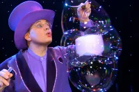 Künstler für Veranstaltung schaffte poetische Atmosphäre