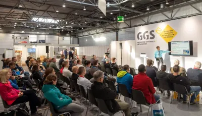 Viel los beim letzten Mal: Der gut besuchte DENIOS Gefahrstofftag vor zwei Jahren auf der Messe GGS Messe-Magnet: DENIOS präsentiert Highlights auf der GGS Leipzig