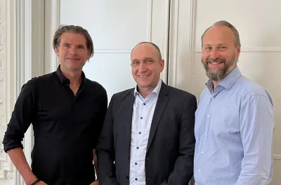 V.l.n.r.: Steffen Fenger (ASPICON), Christian Partzsch (Grouplink Holding), Dirk Melzer (ASPICON) ASPICON GmbH wird Teil der Grouplink-Gruppe