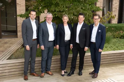 Vorstand der VR Bank und Geschäftsführung von FHI Immobilien- und Finanzierungslösungen aus einer Hand