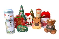 Weihnachtszeit erleben: Backen, Weihnachtsdosen füllen und den Christbaum schmücken