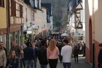 32. KLA-Weinfest mit verkaufsoffenem Sonntag