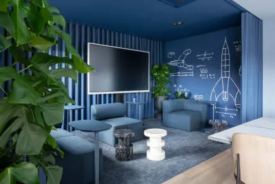 Das Designstudio kplus konzept erhält die Auszeichnung als "Best  Workspace" für das "Manke Kompetenzzentrum"