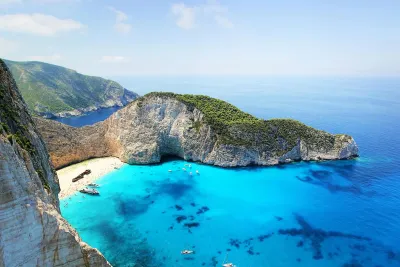 Versteckte Inseln Griechenlands: Yves Wellauer jenseits von Santorini und Mykonos